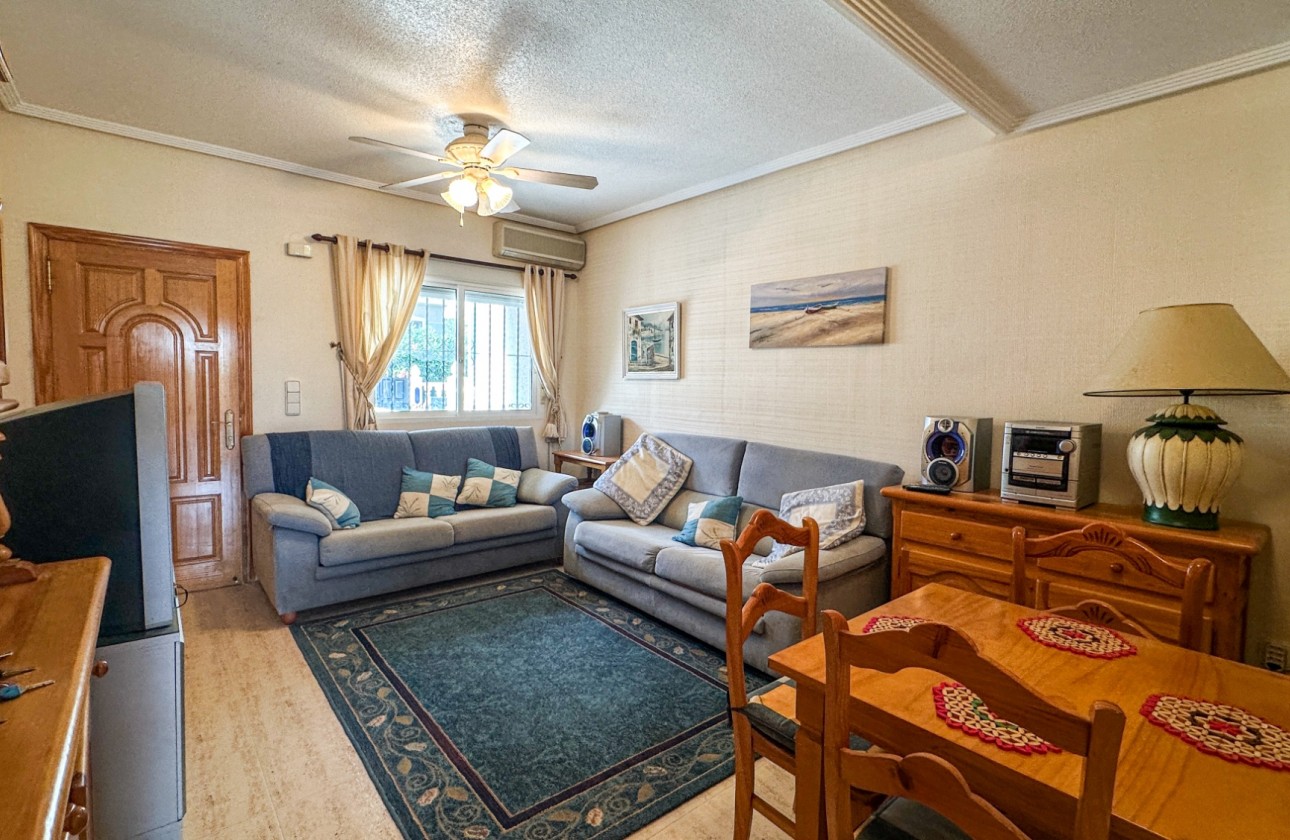 Resale - Villa - Orihuela Costa - Costa Blanca