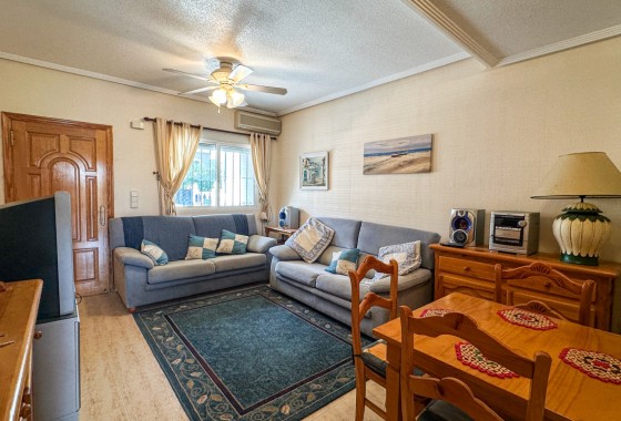 Resale - Villa - Orihuela Costa - Costa Blanca