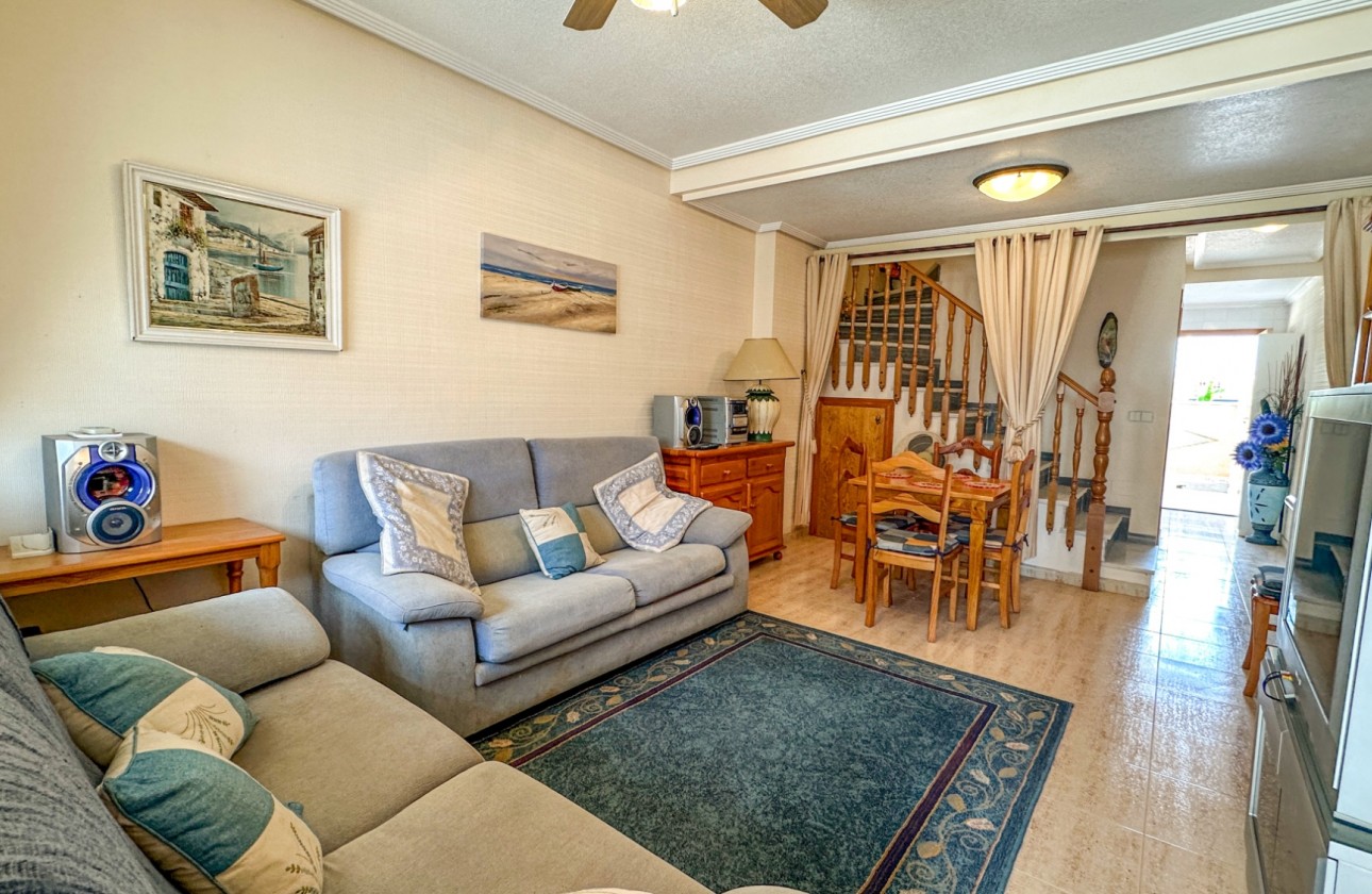 Resale - Villa - Orihuela Costa - Costa Blanca