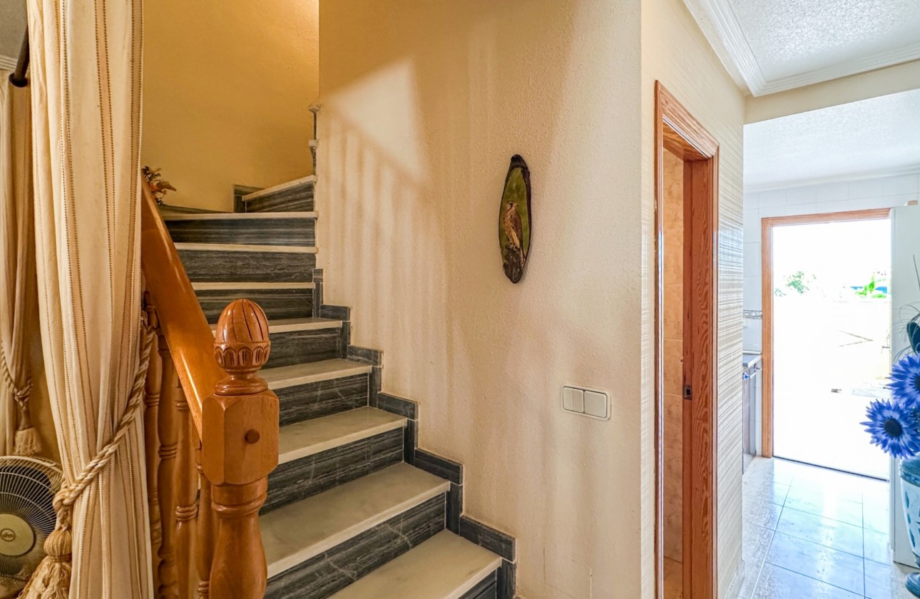 Resale - Villa - Orihuela Costa - Costa Blanca