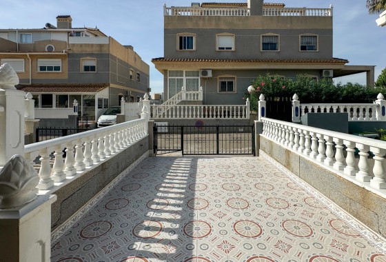 Resale - Villa - Orihuela Costa - Costa Blanca