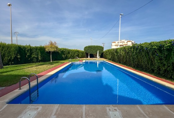 Resale - Villa - Orihuela Costa - Costa Blanca