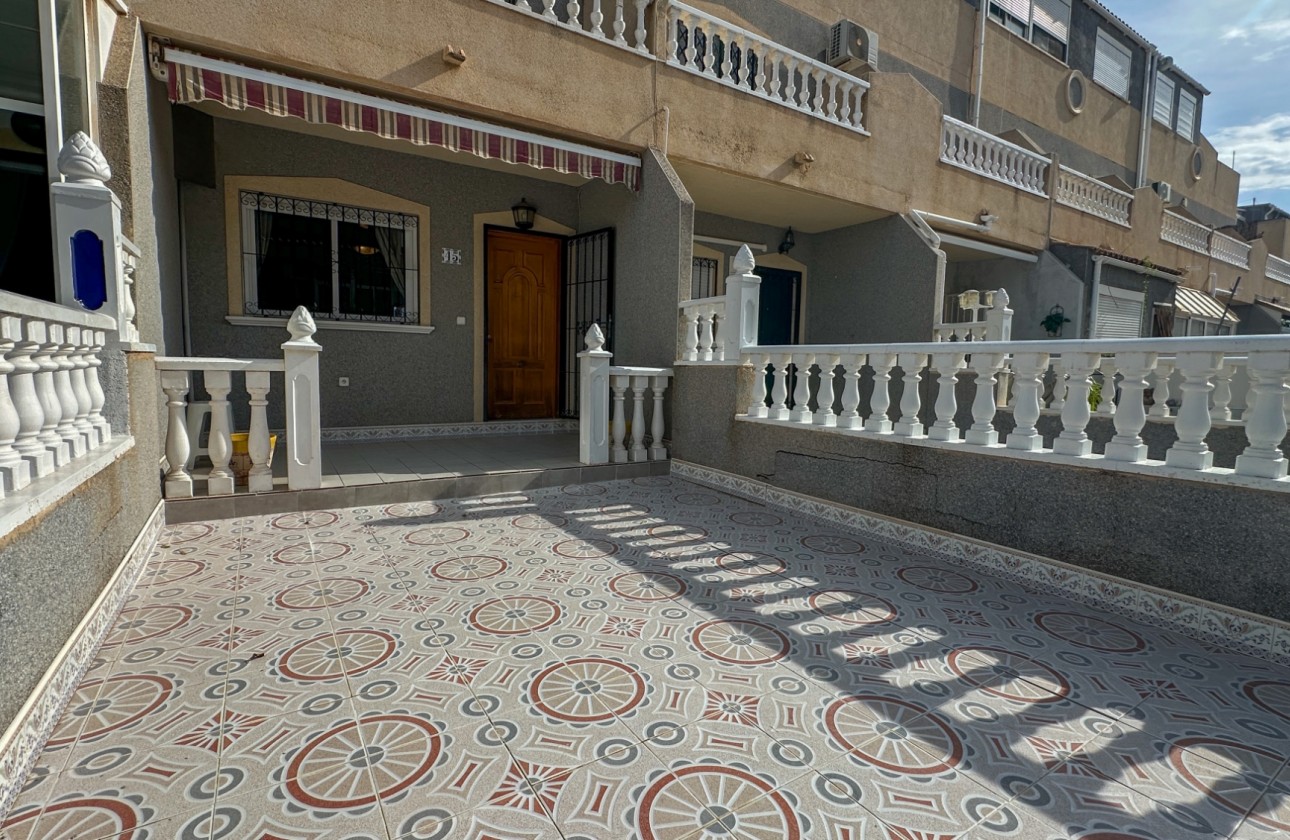 Resale - Villa - Orihuela Costa - Costa Blanca