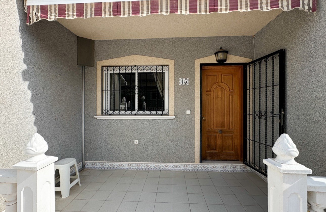 Resale - Villa - Orihuela Costa - Costa Blanca