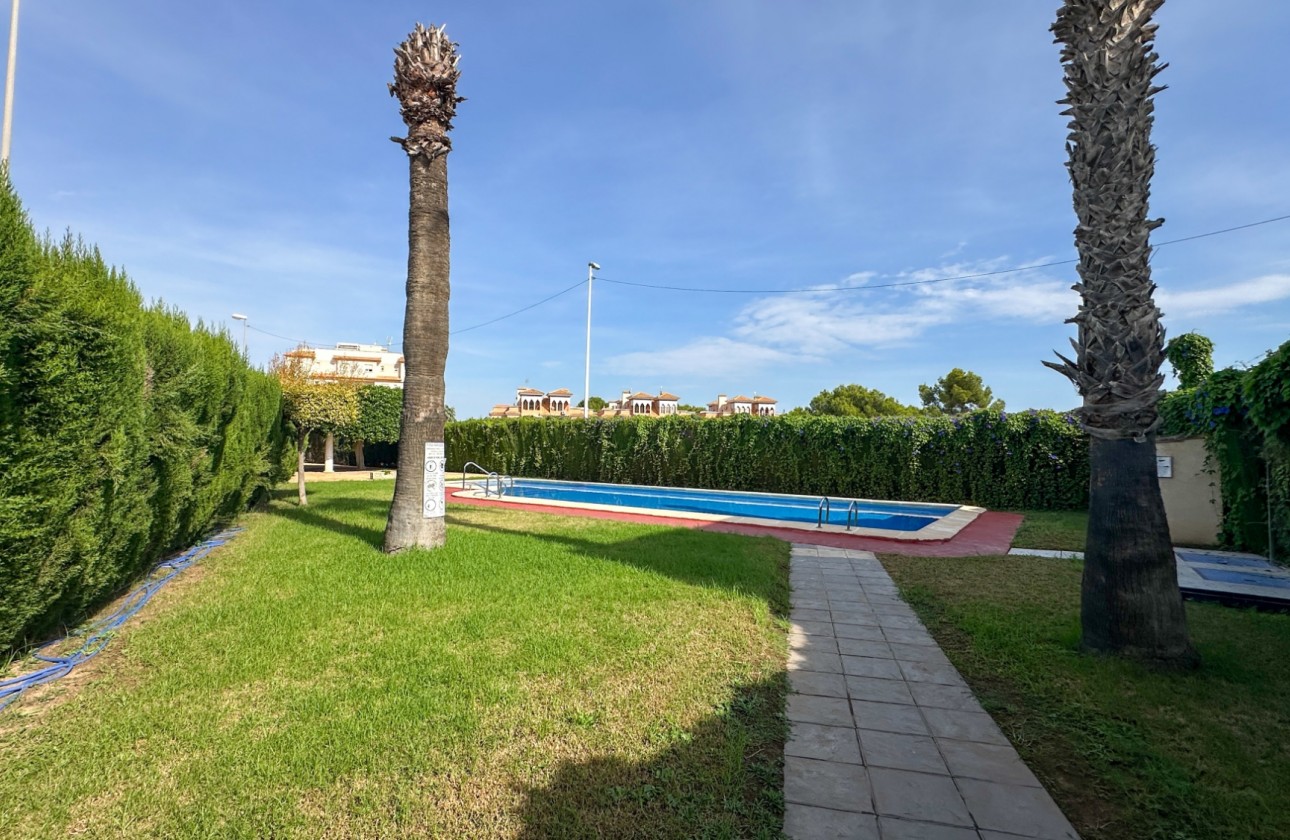 Resale - Villa - Orihuela Costa - Costa Blanca