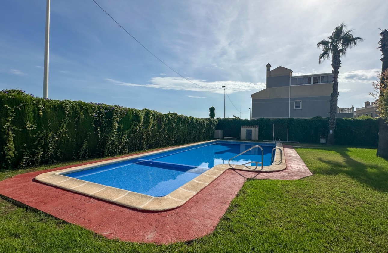 Resale - Villa - Orihuela Costa - Costa Blanca