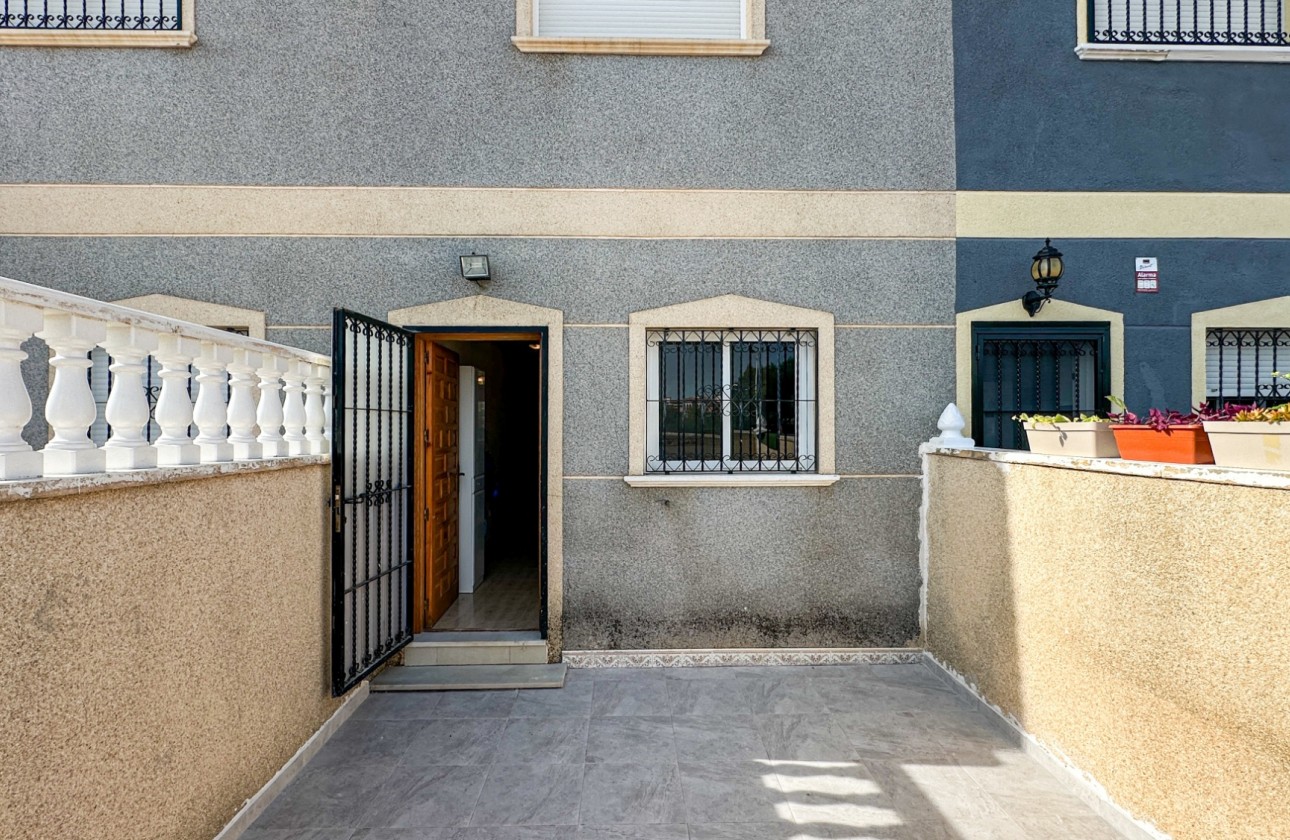 Resale - Villa - Orihuela Costa - Costa Blanca