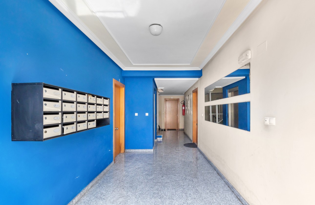 Reventa - Apartamento / piso - Torrevieja - Costa Blanca