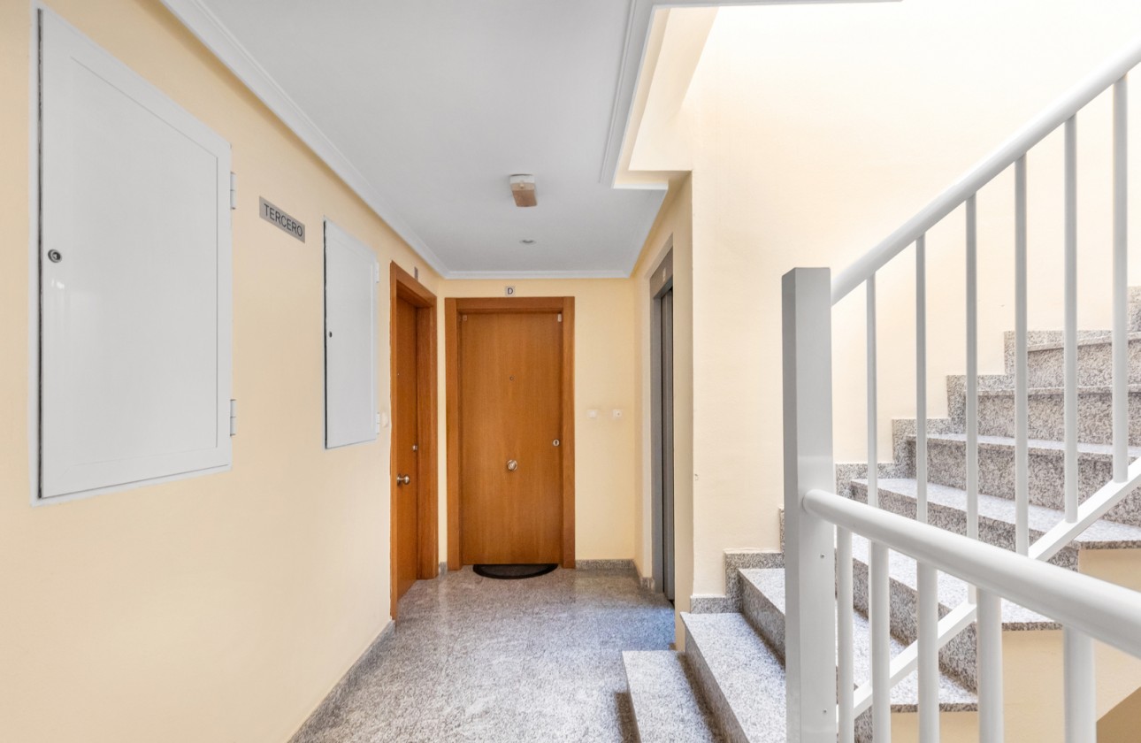Reventa - Apartamento / piso - Torrevieja - Costa Blanca