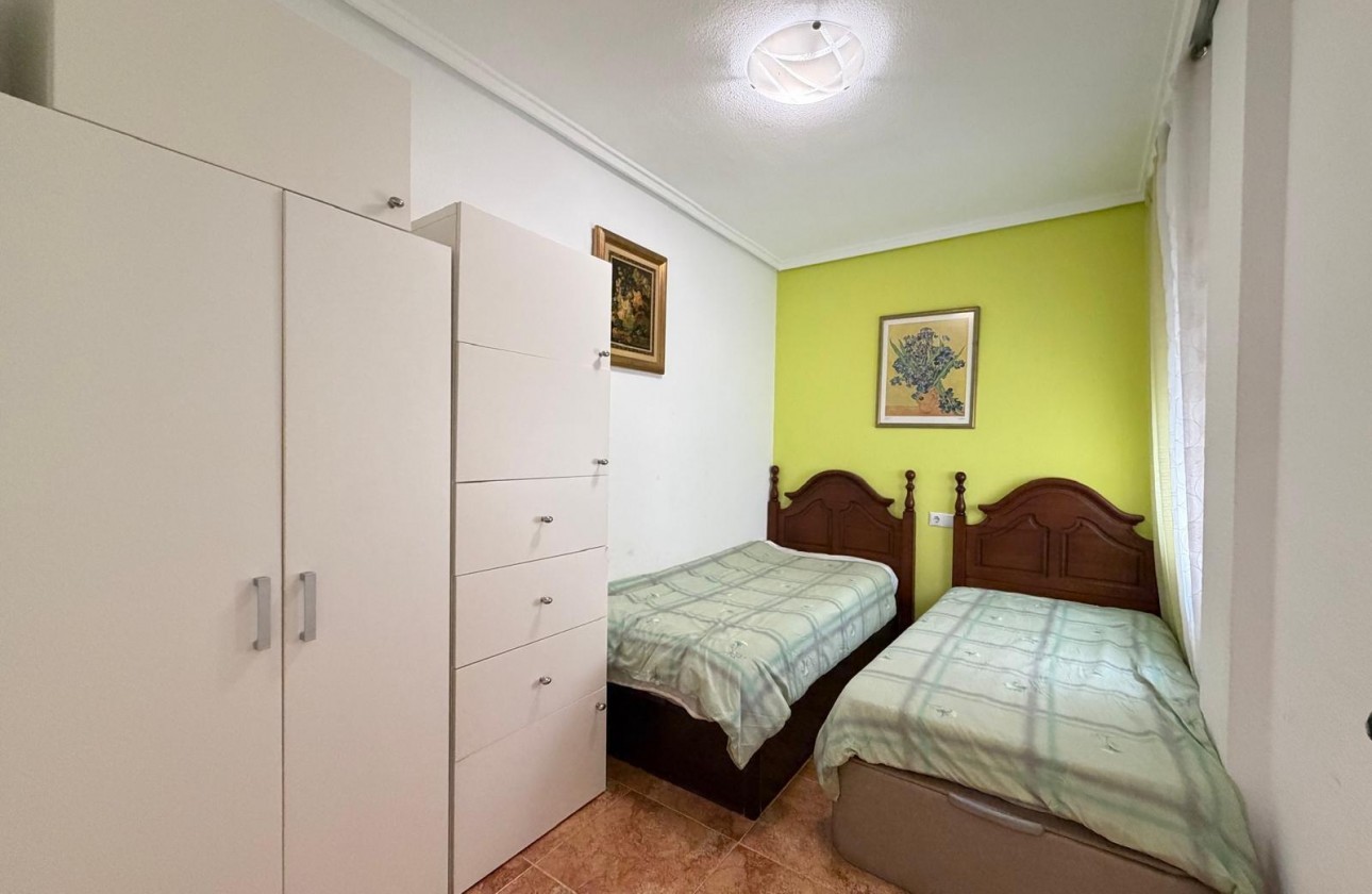Reventa - Apartamento / piso - Torrevieja - PARQUE DE LAS NACIONES