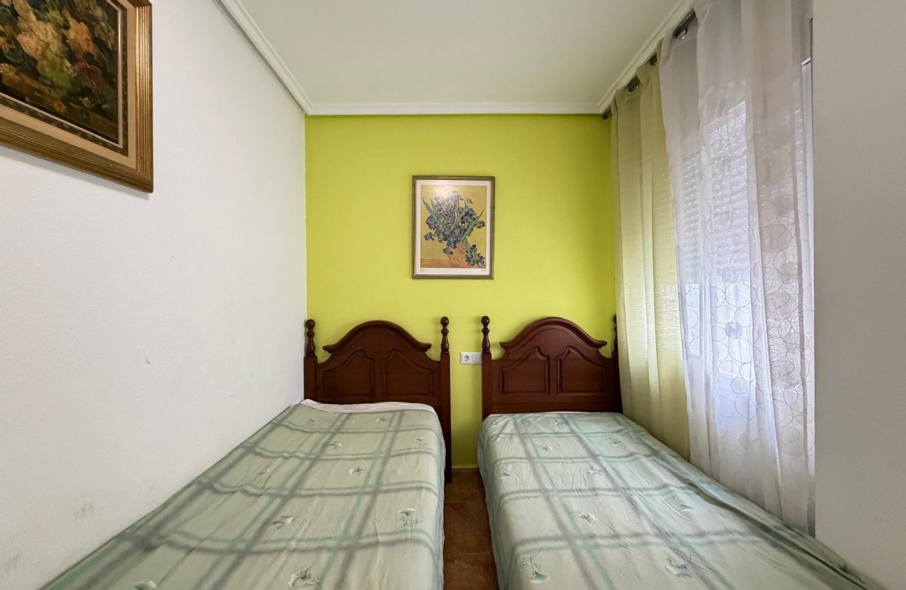 Reventa - Apartamento / piso - Torrevieja - PARQUE DE LAS NACIONES