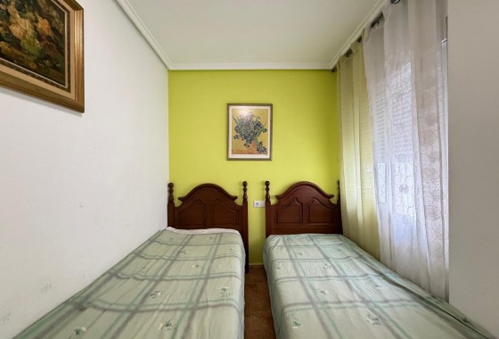 Reventa - Apartamento / piso - Torrevieja - PARQUE DE LAS NACIONES