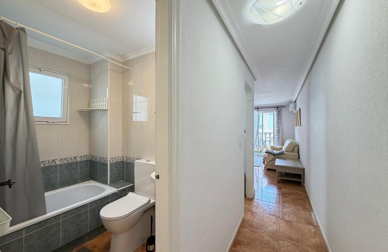 Reventa - Apartamento / piso - Torrevieja - PARQUE DE LAS NACIONES