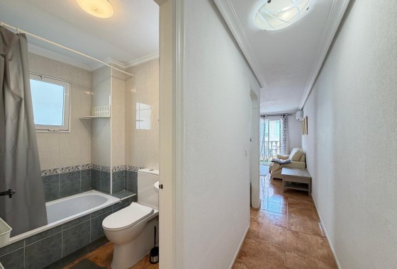 Reventa - Apartamento / piso - Torrevieja - PARQUE DE LAS NACIONES