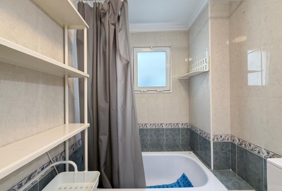 Reventa - Apartamento / piso - Torrevieja - PARQUE DE LAS NACIONES