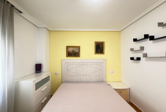 Reventa - Apartamento / piso - Torrevieja - PARQUE DE LAS NACIONES