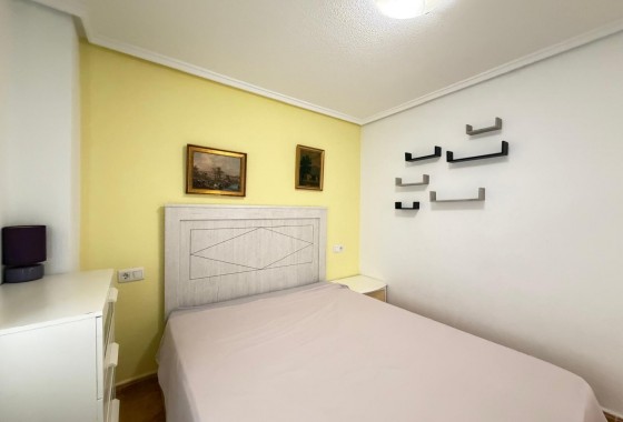 Reventa - Apartamento / piso - Torrevieja - PARQUE DE LAS NACIONES