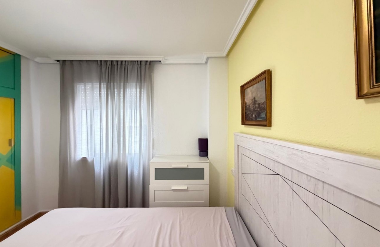 Reventa - Apartamento / piso - Torrevieja - PARQUE DE LAS NACIONES