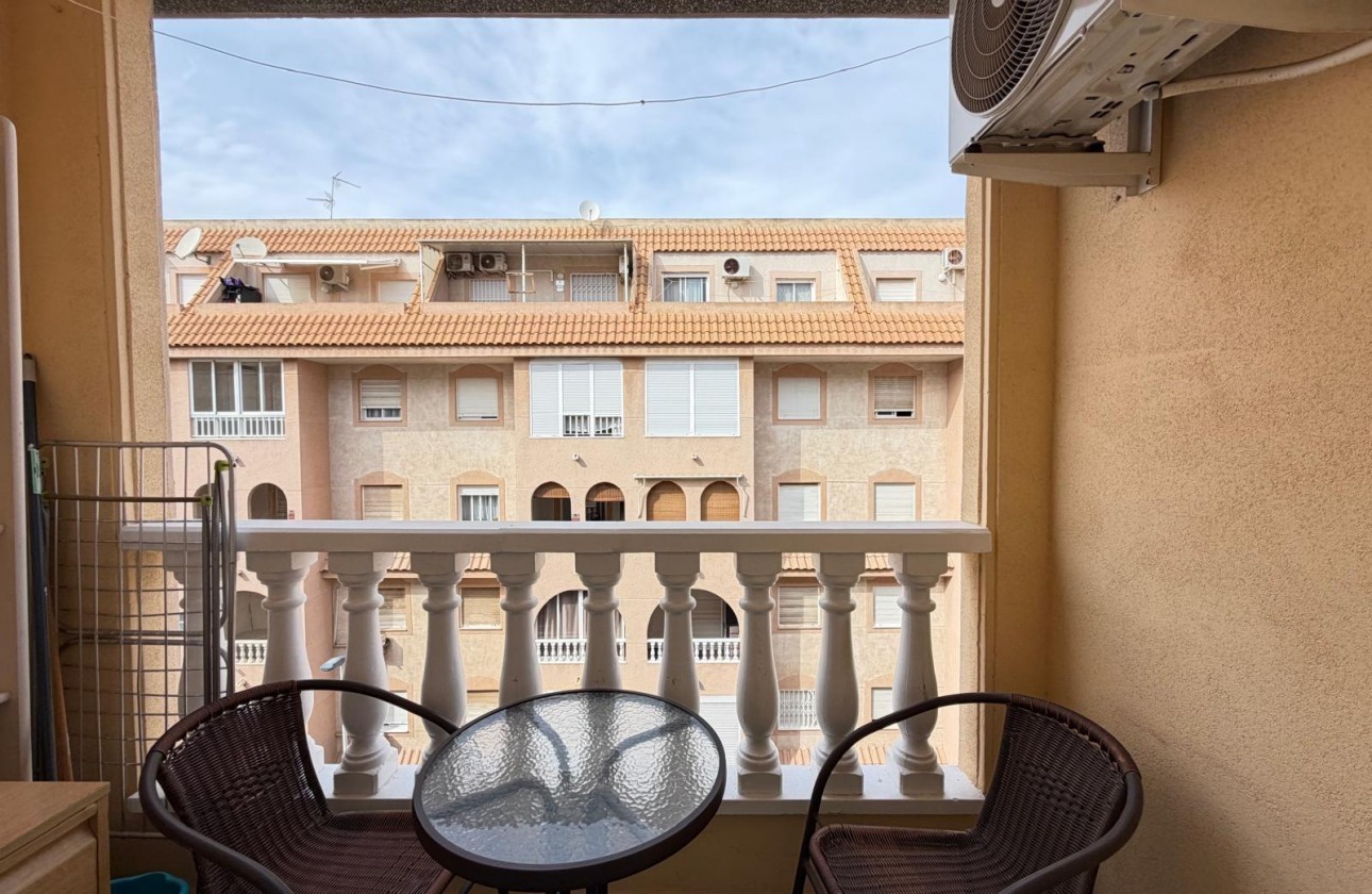 Reventa - Apartamento / piso - Torrevieja - PARQUE DE LAS NACIONES