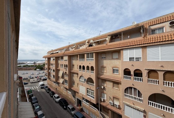 Reventa - Apartamento / piso - Torrevieja - PARQUE DE LAS NACIONES