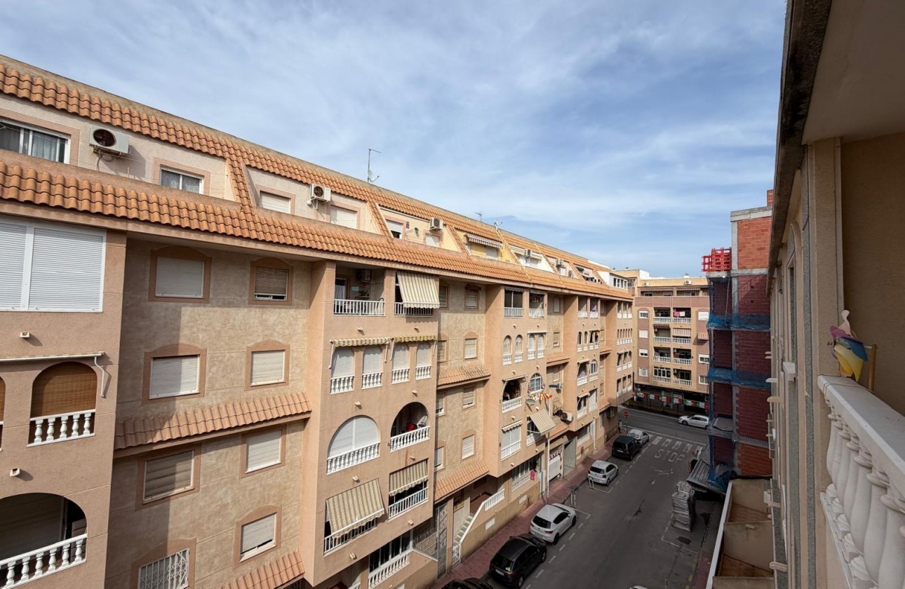 Reventa - Apartamento / piso - Torrevieja - PARQUE DE LAS NACIONES