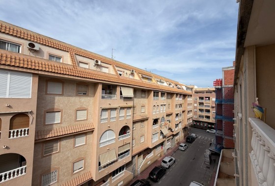 Reventa - Apartamento / piso - Torrevieja - PARQUE DE LAS NACIONES