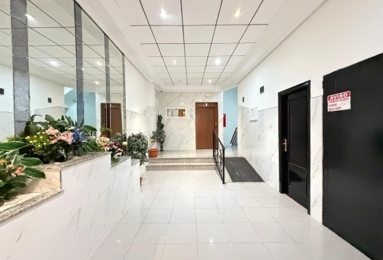 Reventa - Apartamento / piso - Torrevieja - PARQUE DE LAS NACIONES