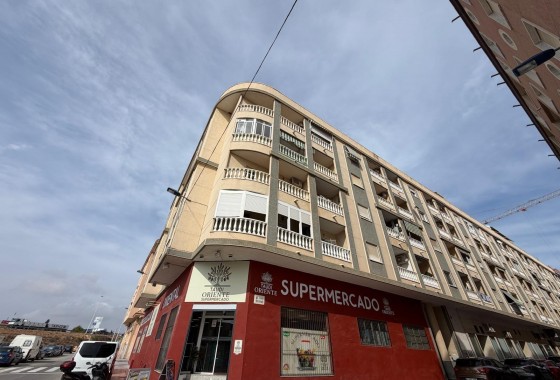 Reventa - Apartamento / piso - Torrevieja - PARQUE DE LAS NACIONES