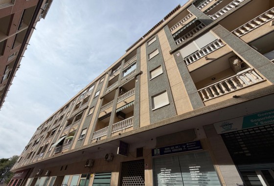 Reventa - Apartamento / piso - Torrevieja - PARQUE DE LAS NACIONES