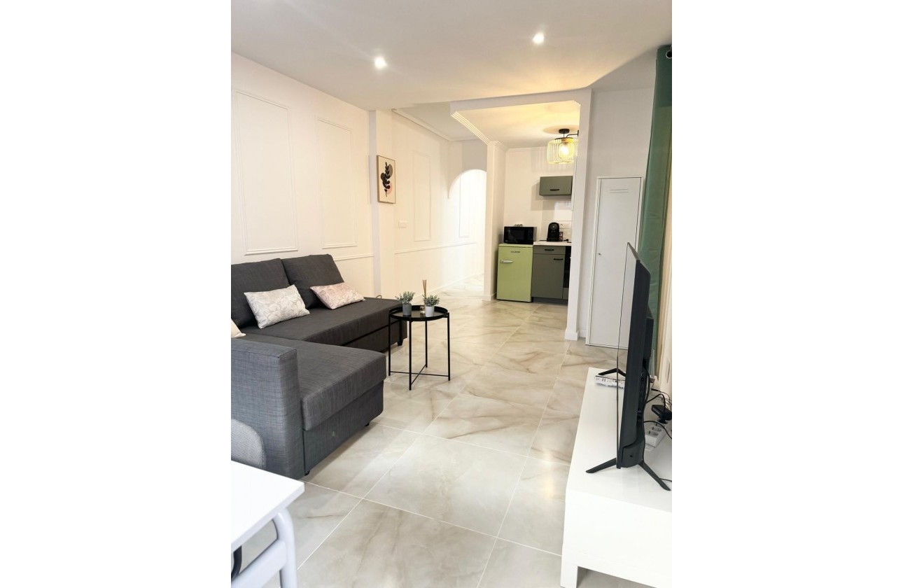 Reventa - Apartamento / piso - Torrevieja - Centro