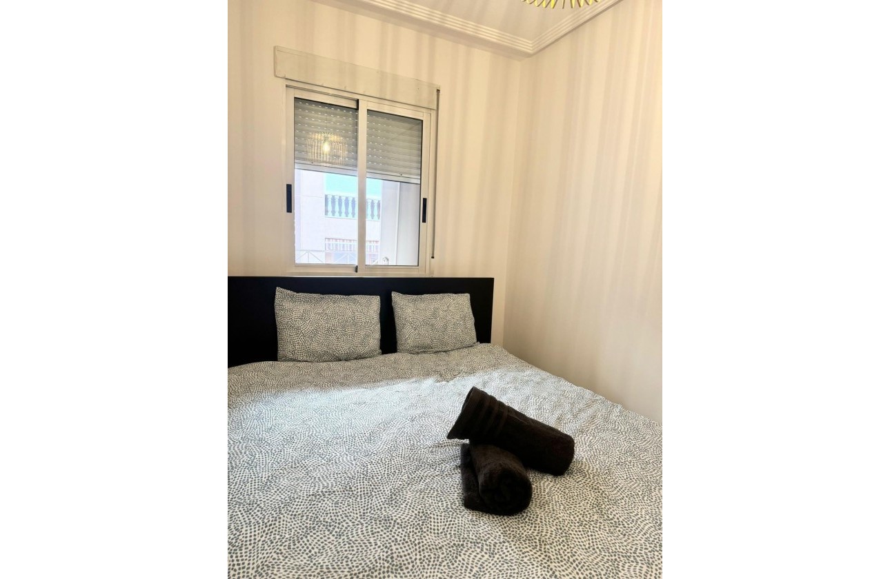 Reventa - Apartamento / piso - Torrevieja - Centro