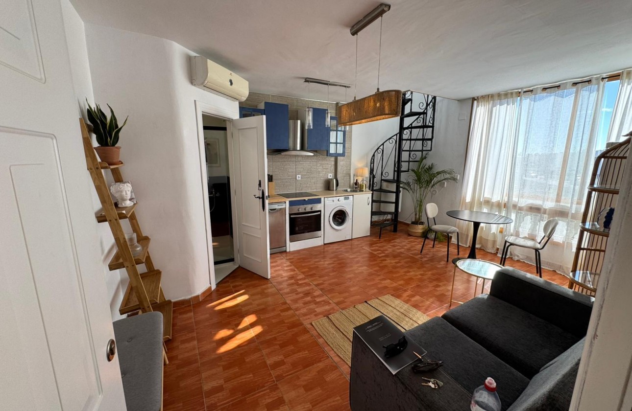 Resale - Bungalow - Torrevieja - Los altos