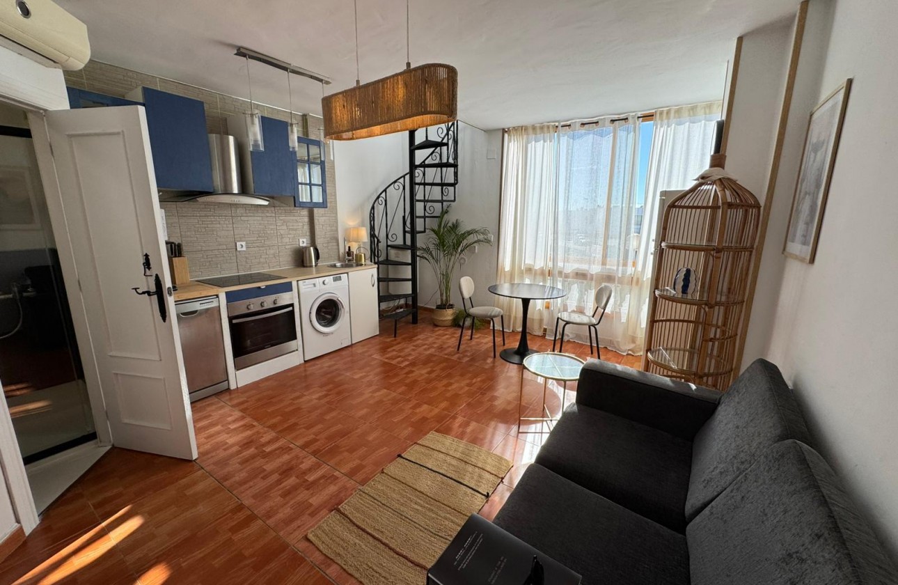 Resale - Bungalow - Torrevieja - Los altos
