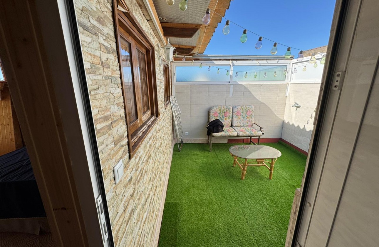 Resale - Bungalow - Torrevieja - Los altos
