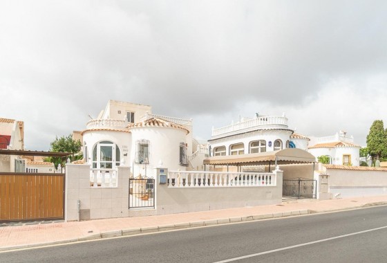 Revente - Villa - Orihuela Costa - La Florida