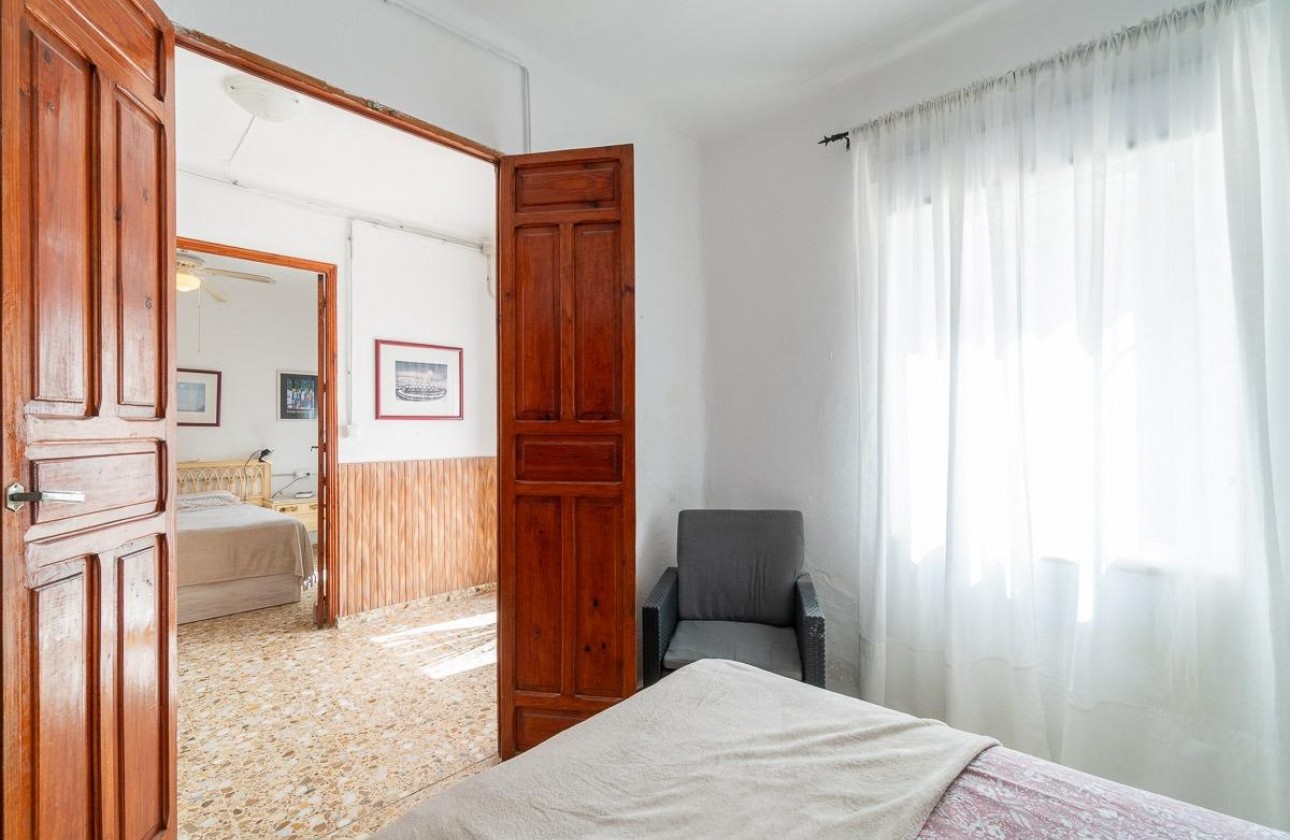 Revente - Villa - Torre - Pacheco - Roldán