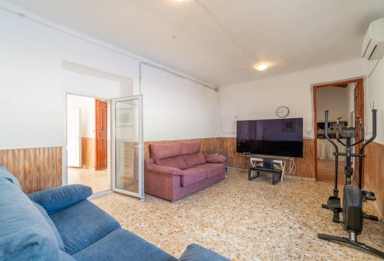 Revente - Villa - Torre - Pacheco - Roldán