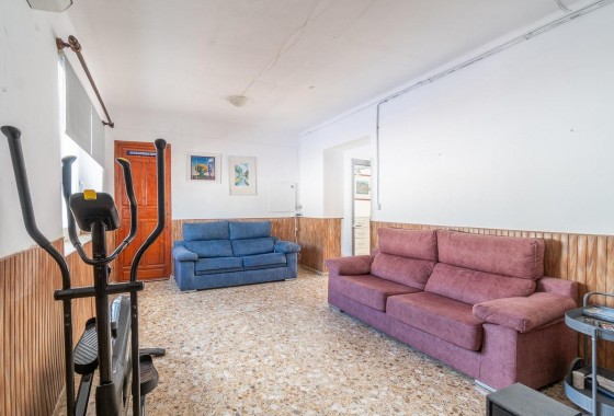 Revente - Villa - Torre - Pacheco - Roldán