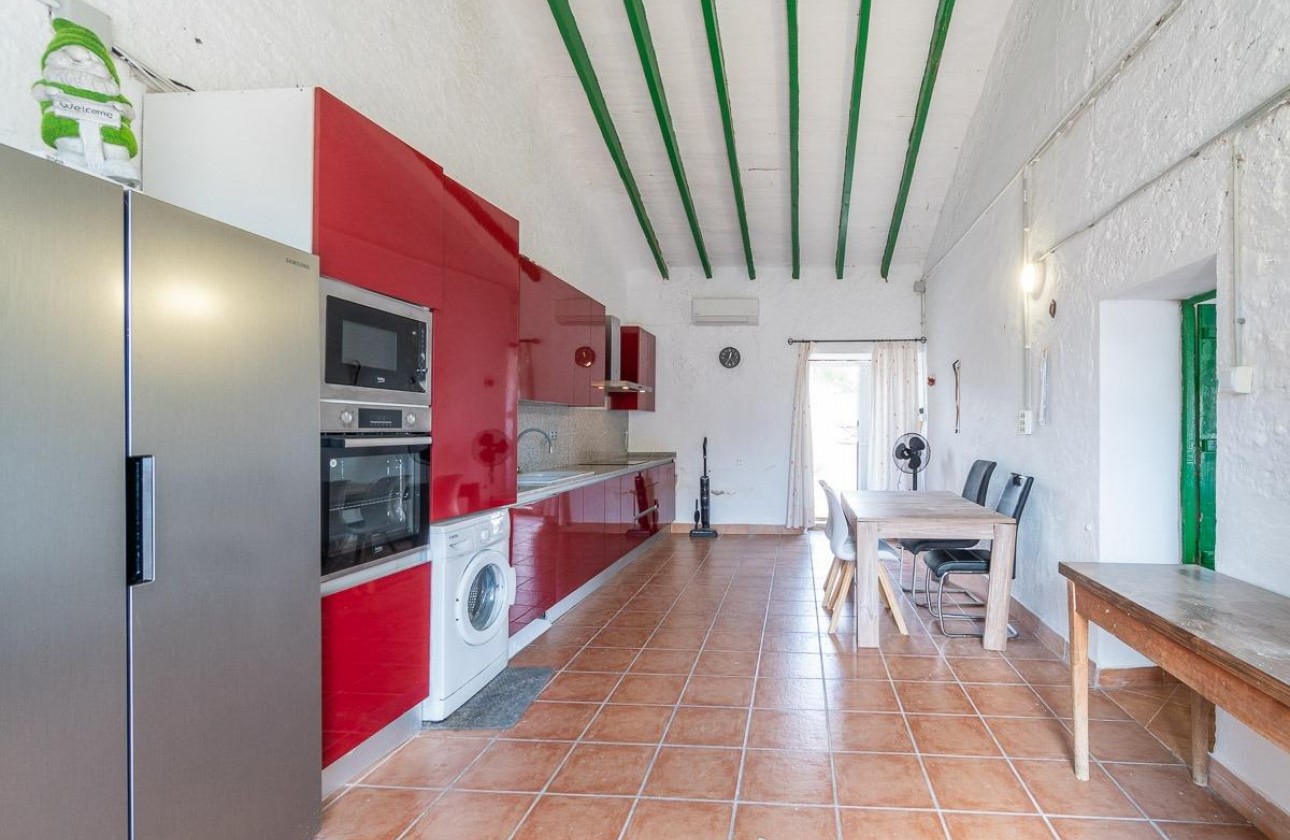 Revente - Villa - Torre - Pacheco - Roldán