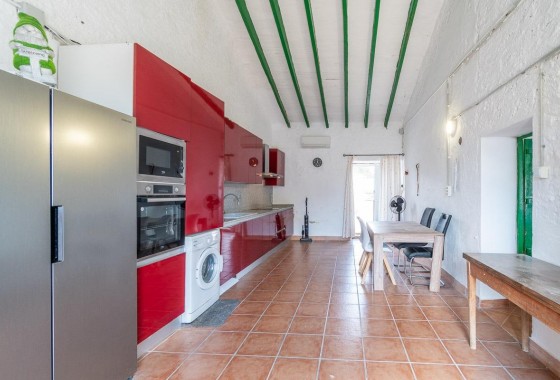 Revente - Villa - Torre - Pacheco - Roldán