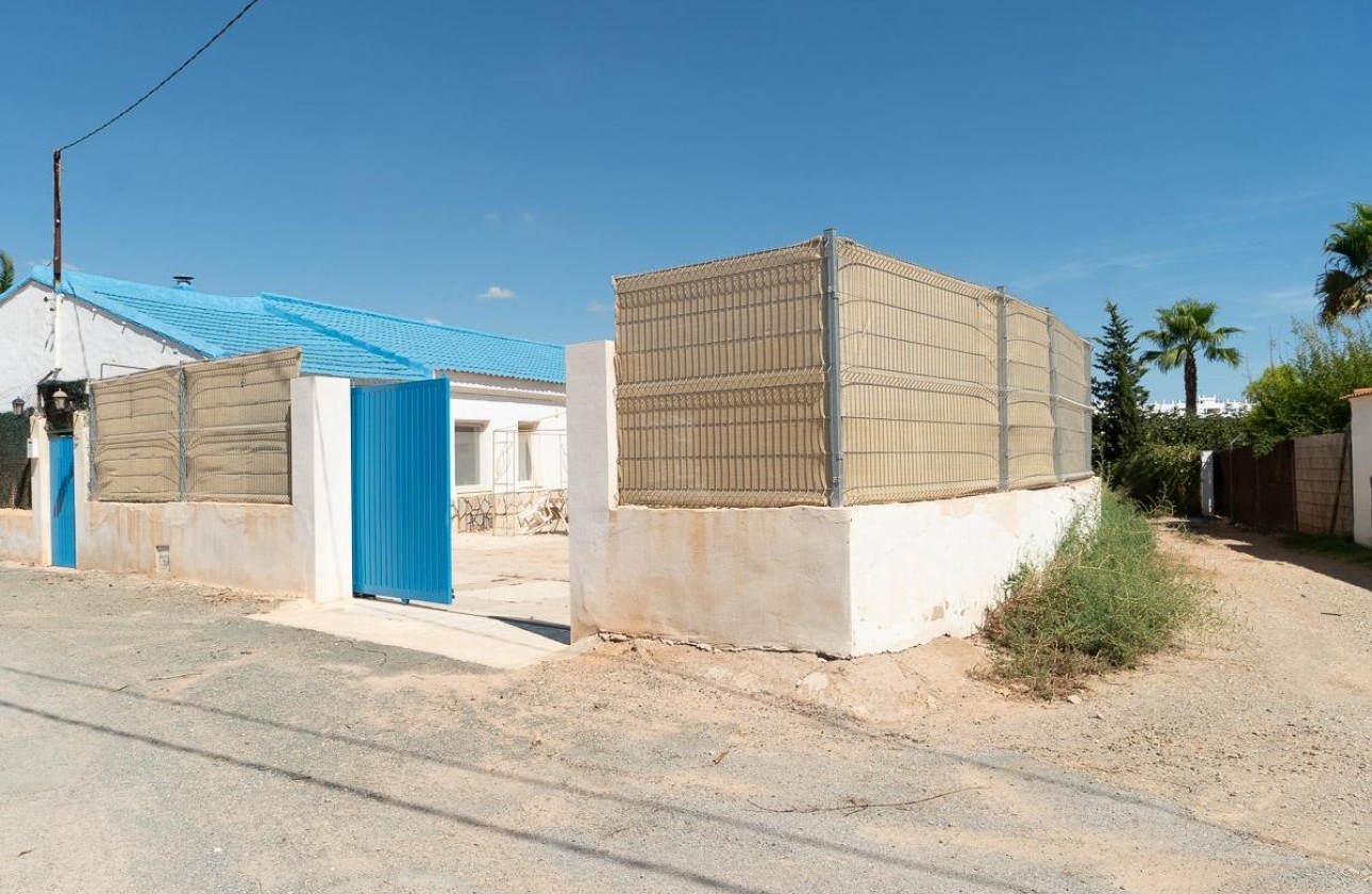 Revente - Villa - Torre - Pacheco - Roldán