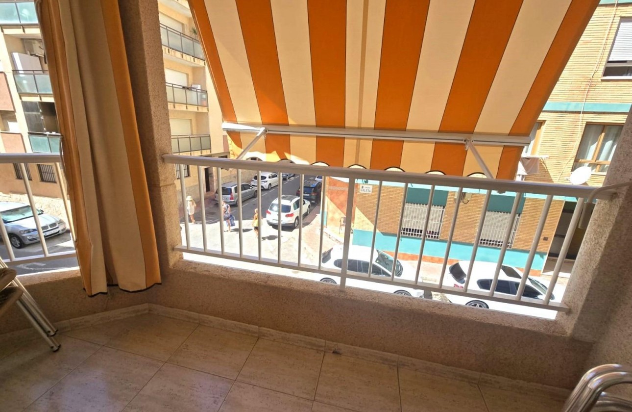 Resale - Apartment / flat - Torrevieja - Playa del Cura