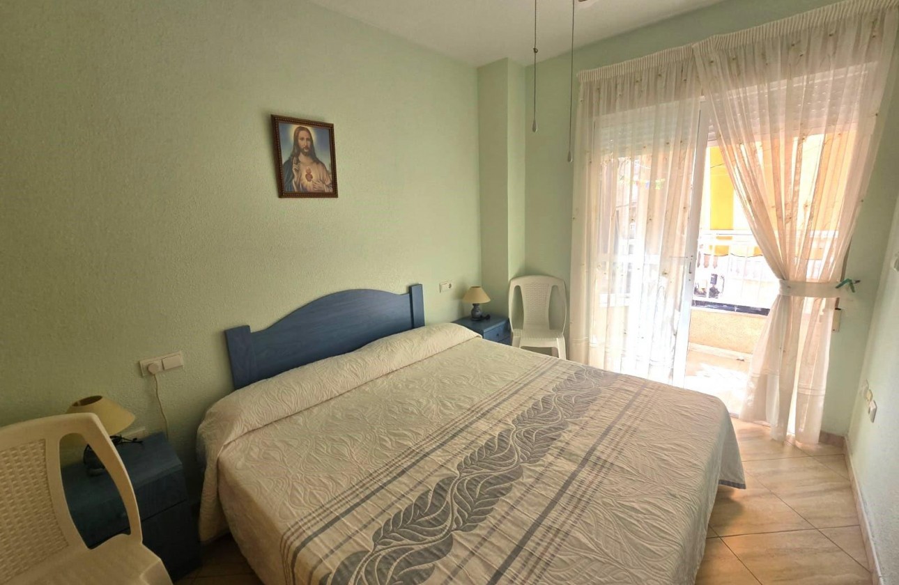 Resale - Apartment / flat - Torrevieja - Playa del Cura