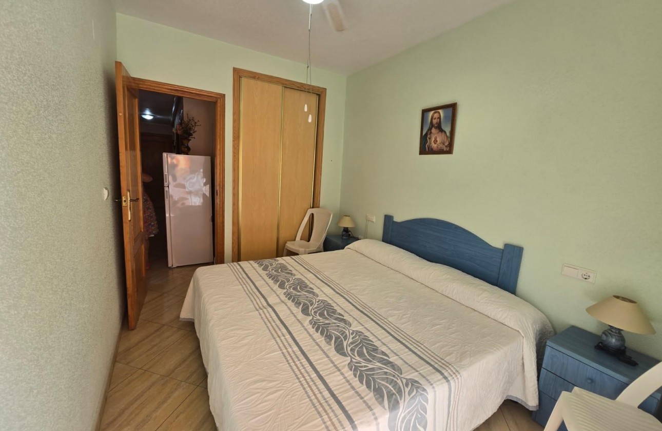 Resale - Apartment / flat - Torrevieja - Playa del Cura