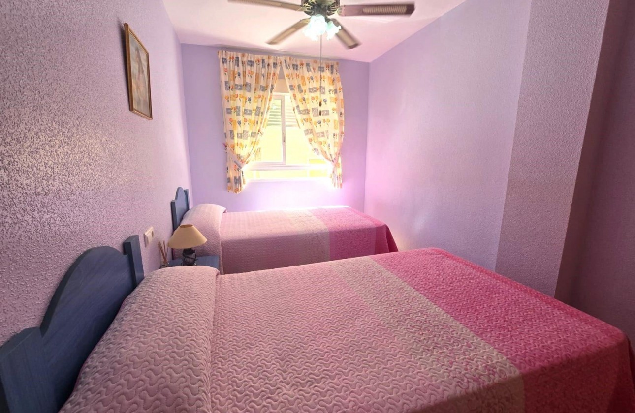 Resale - Apartment / flat - Torrevieja - Playa del Cura