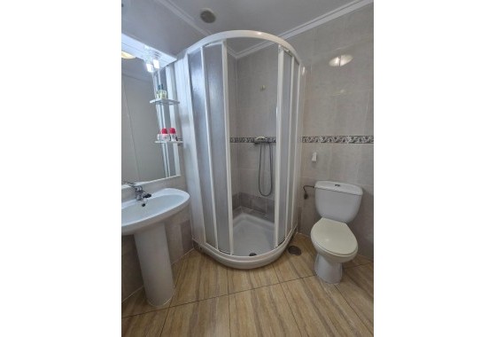 Resale - Apartment / flat - Torrevieja - Playa del Cura