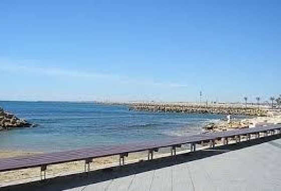 Resale - Apartment / flat - Torrevieja - Playa del Cura
