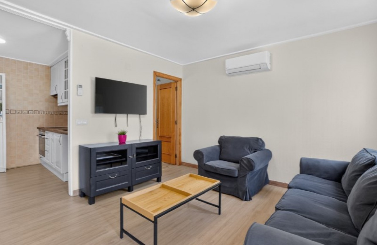 Resale - Villa - Torrevieja - Costa Blanca