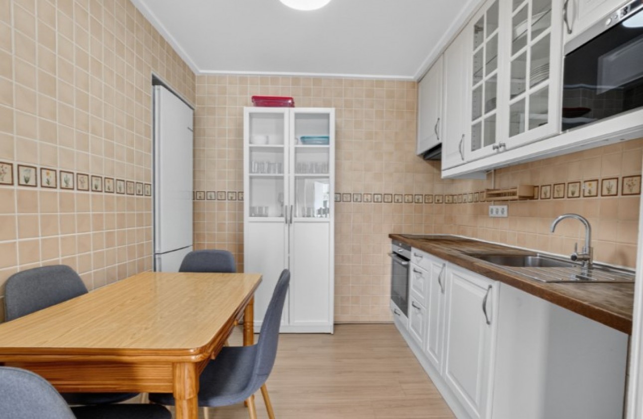 Resale - Villa - Torrevieja - Costa Blanca