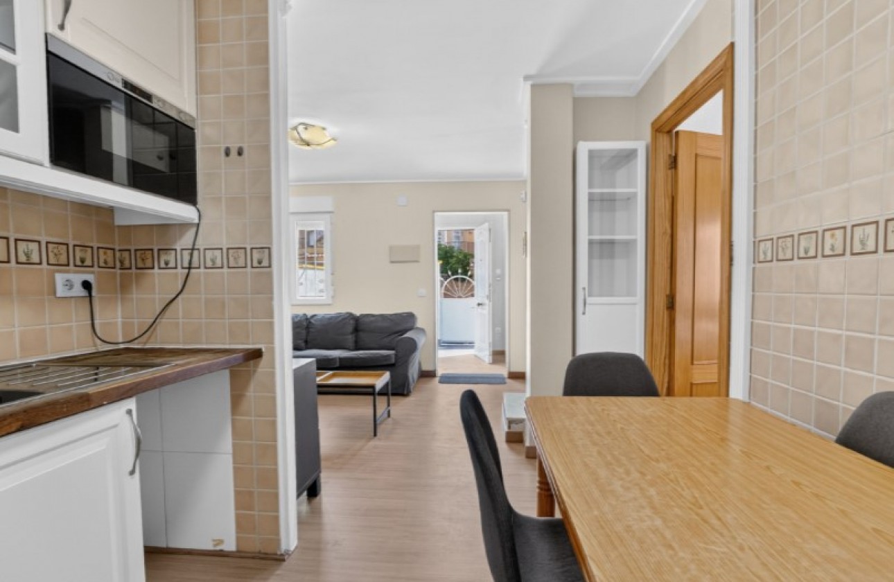 Resale - Villa - Torrevieja - Costa Blanca